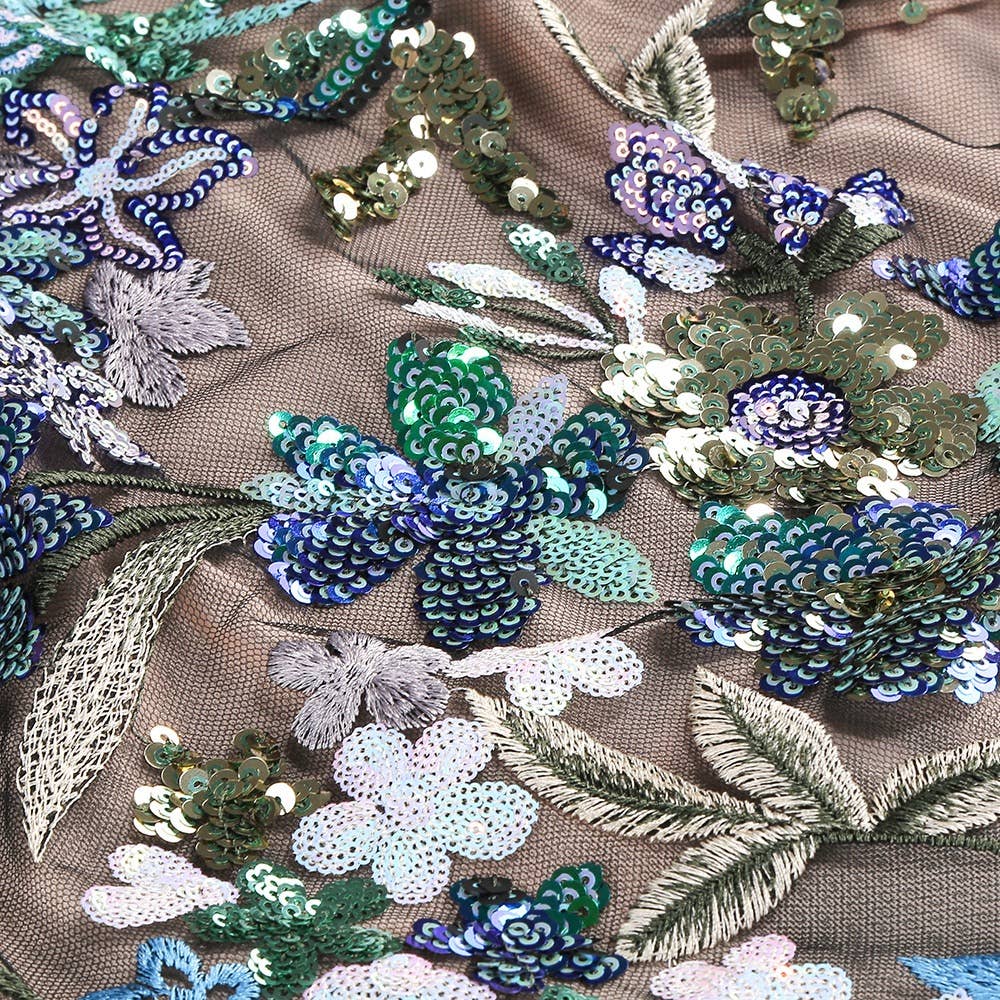 Elegant Halter Neck Sequin Embroidered Pleated Dress