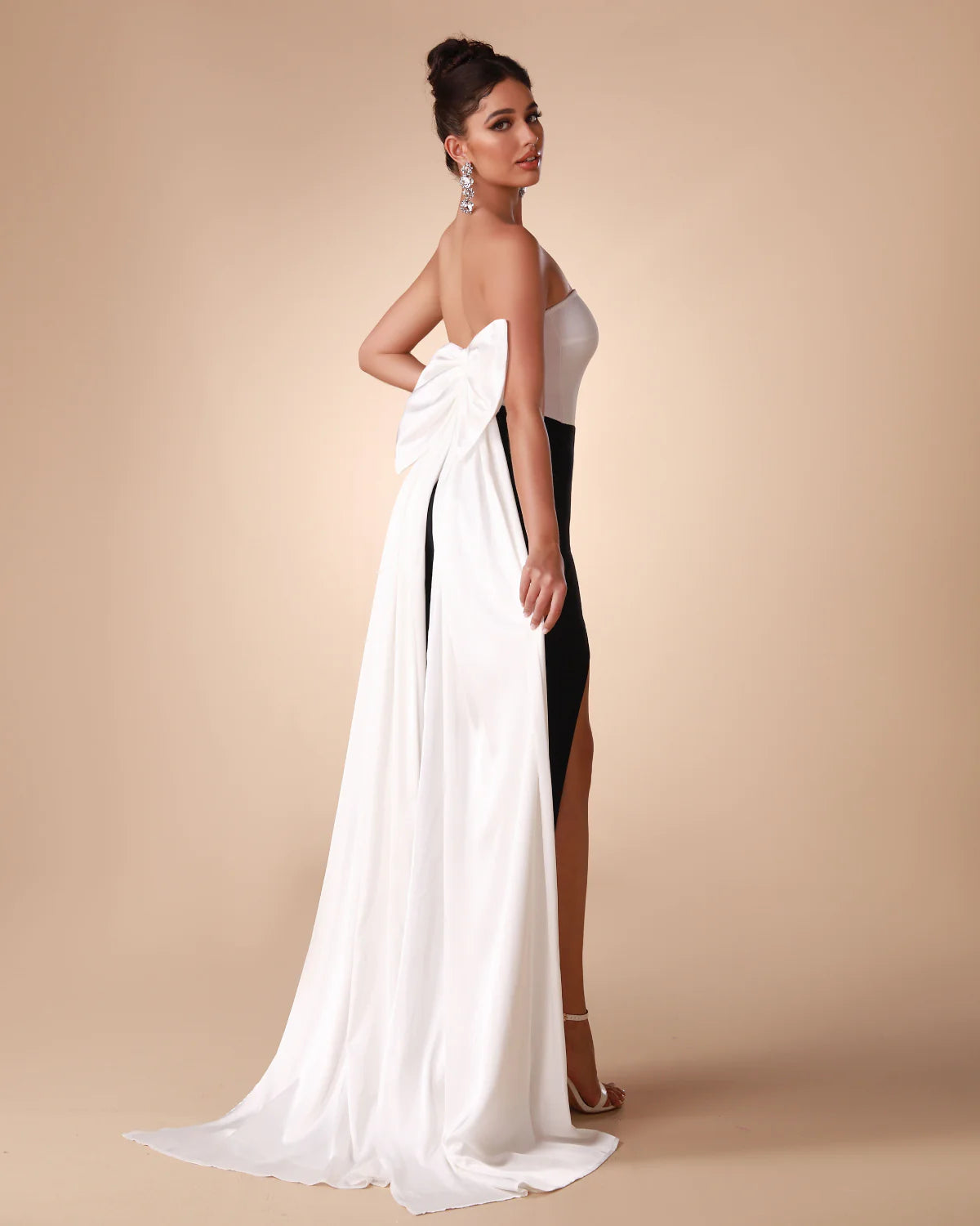 Black White Bow-Detail  Maxi Bandage Dress