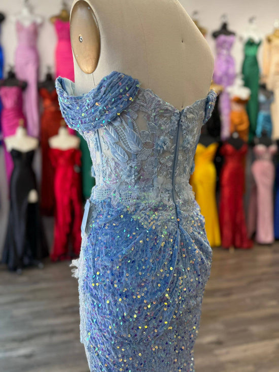 Off Shoulder sweetheart neckline, rhinestone embellished bus