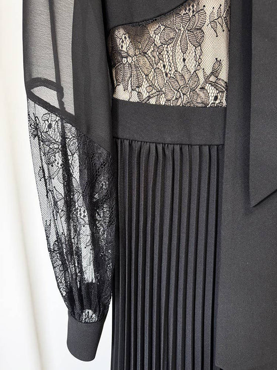 Spring & Summer Pleated Lace Splicing Long Dress