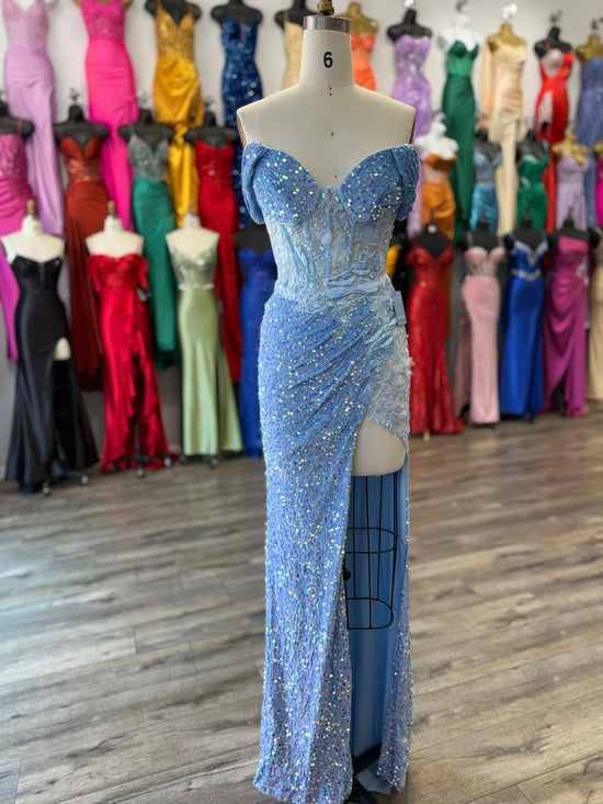 Off Shoulder sweetheart neckline, rhinestone embellished bus