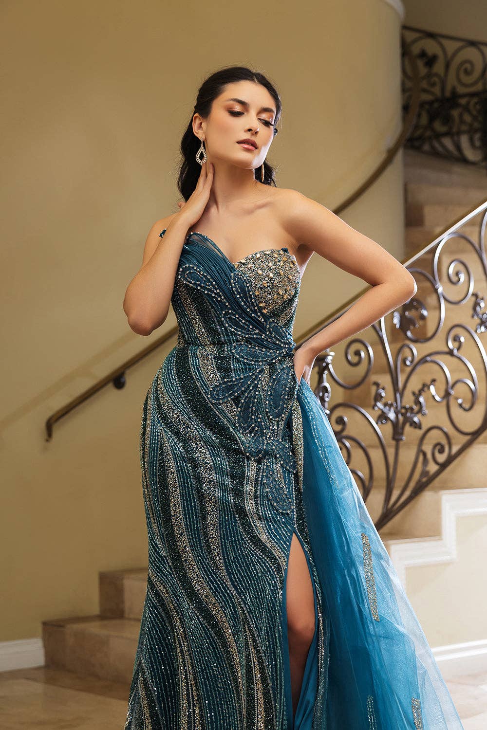 Sweetheart Strapless Sheath Gala Gown